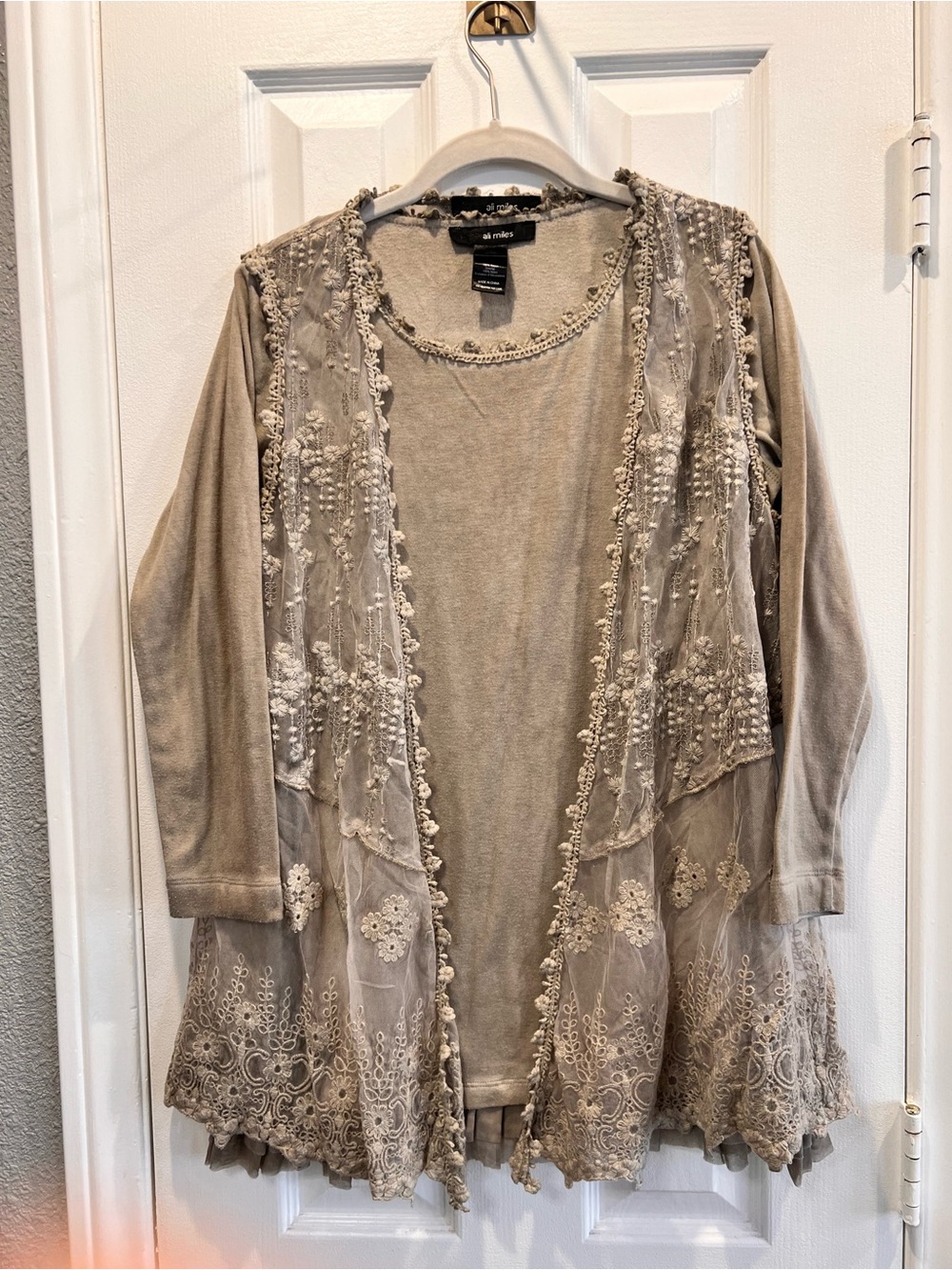 Ali Miles Boho Lace Mesh Attached Vest Cardigan Top Small S Taupe Floral Ruffle